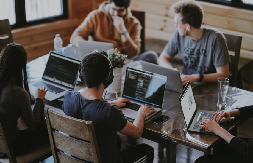 Analyzing The Cryptocurrency Market for Profitable Opportunities