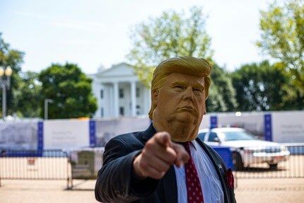 Bitcoin Price Predictions Skyrocket to $72,000 as Federal Reserve Rate Cut Expectations Rise Alongside Trump’s Backing