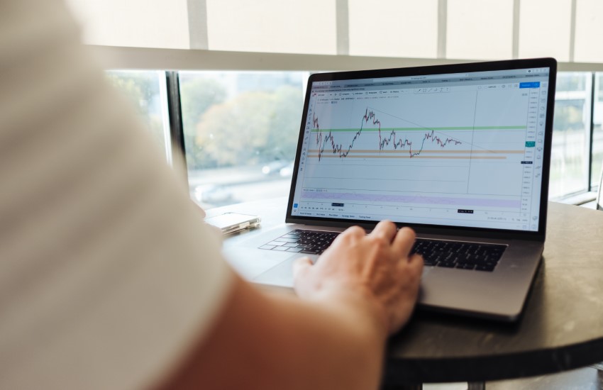 Using Historical Analysis To Make Predictions in Cryptocurrency Markets