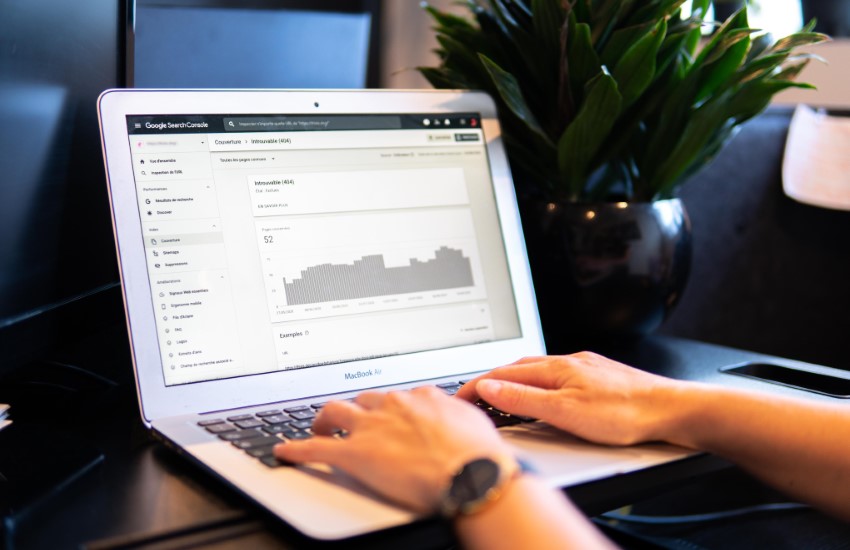 Technical vs. Fundamental Analysis: Which Is Best For Crypto Traders?